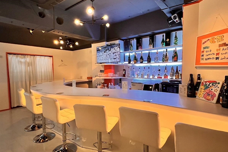 Bar Glanz 店内写真2