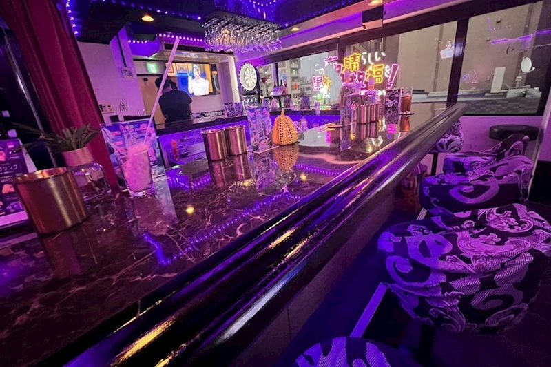 浅草ガールズバー この素晴らしい黒猫に祝福を! 店内写真2