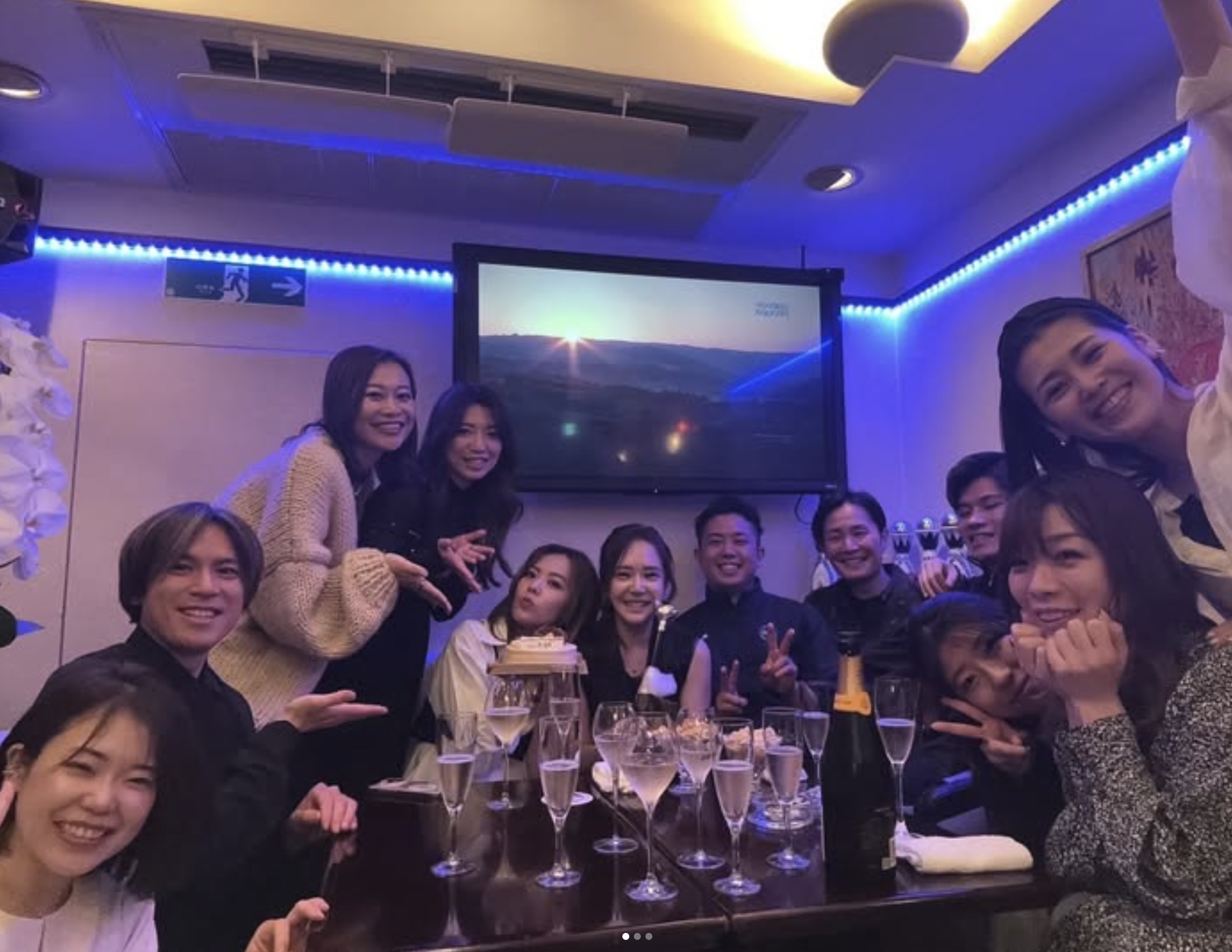 銀座スナック OMNIA 店内写真2