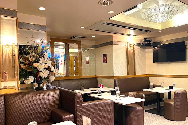 ラウンジ LIVIA (リヴィア) 店内写真2
