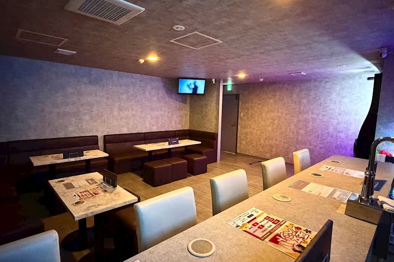 girls bar NAMI 店内写真3
