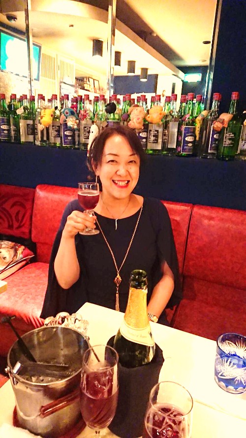 パブスナックアイリス 店内写真
