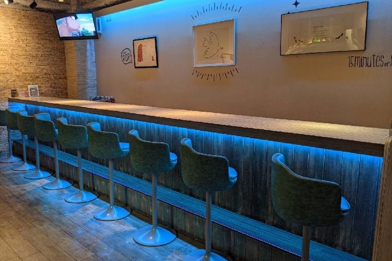 Girls Cafe and Bar Merry (ガールズバー メリー) 店内写真