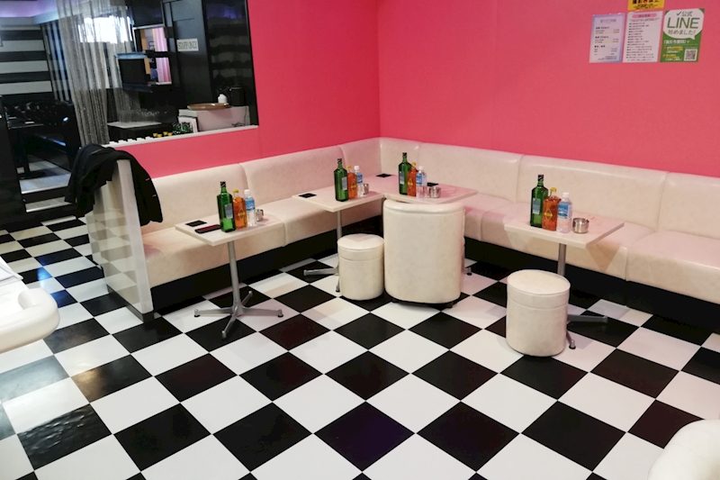 Girls Lounge パステル 東京 店内写真