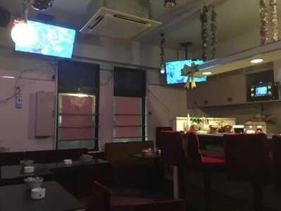 パブ ロンシャン (Pub Longchamp)
