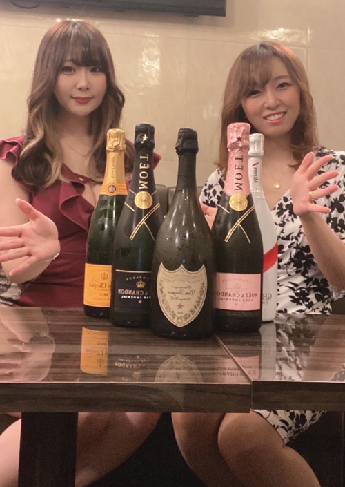 CLUB CARAT 店内写真