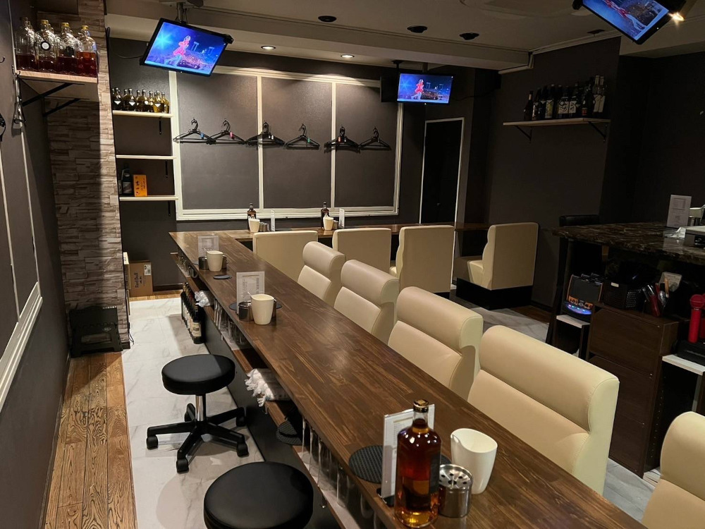 Lounge 三日月