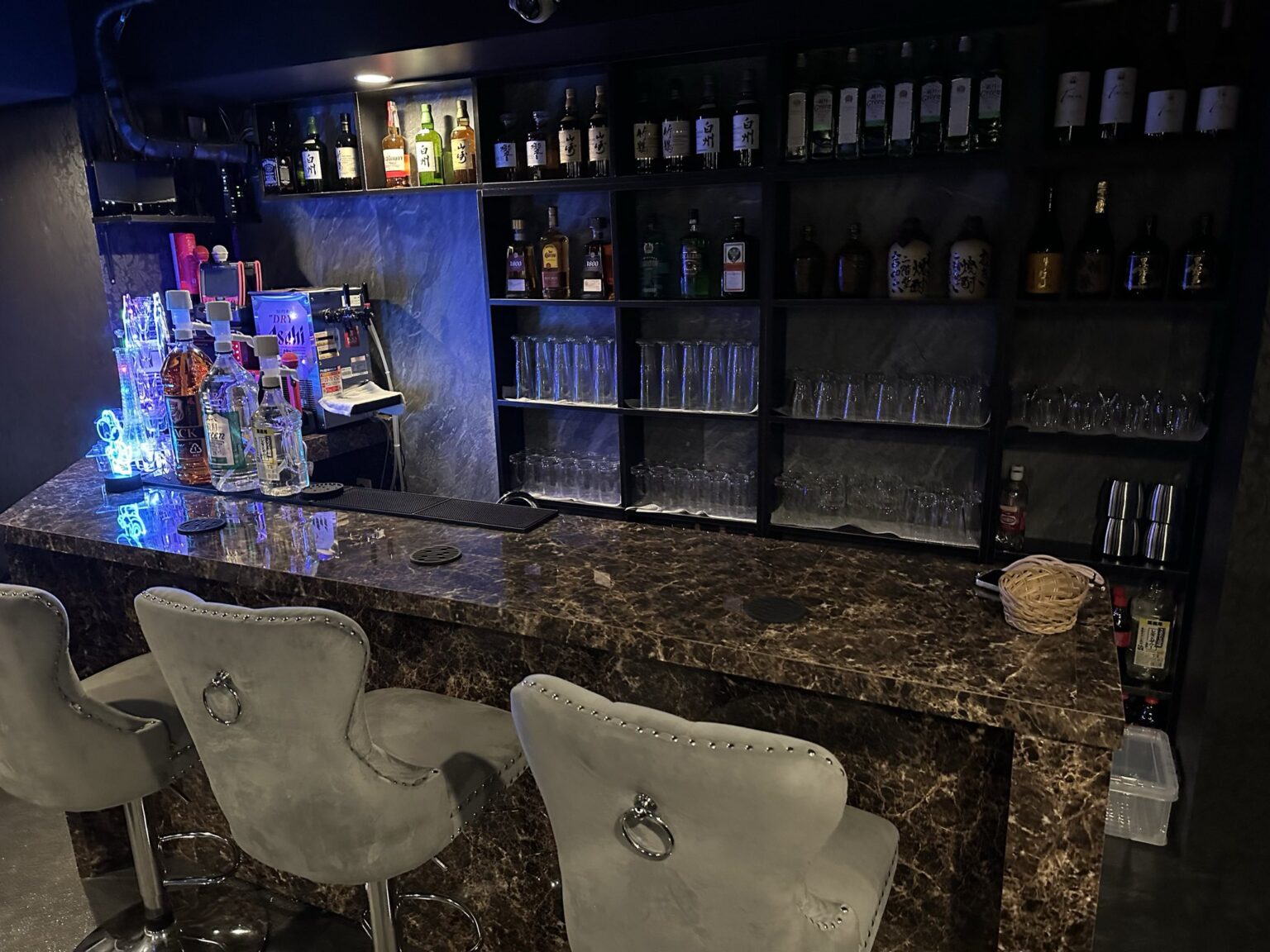 スナック TERESA 店内写真