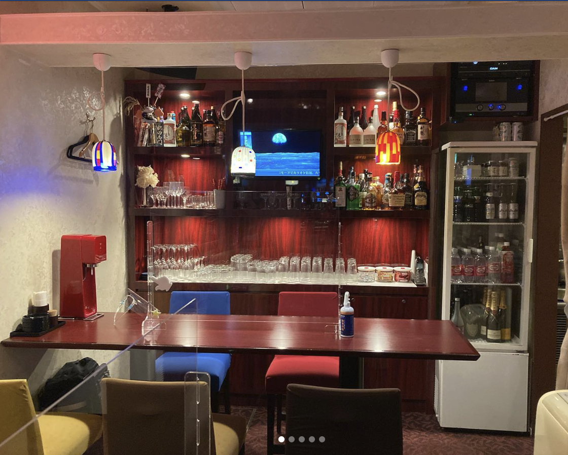 カラオケスナックCoCo 店内写真